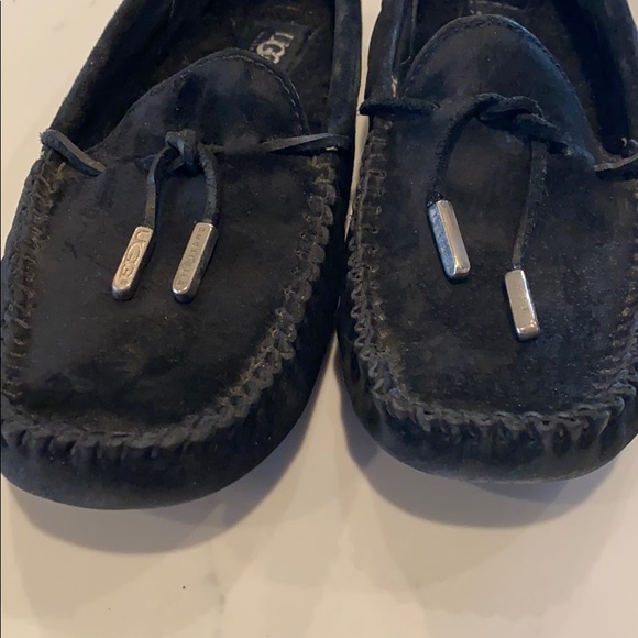 UGG Loafer - Picture 2 of 5